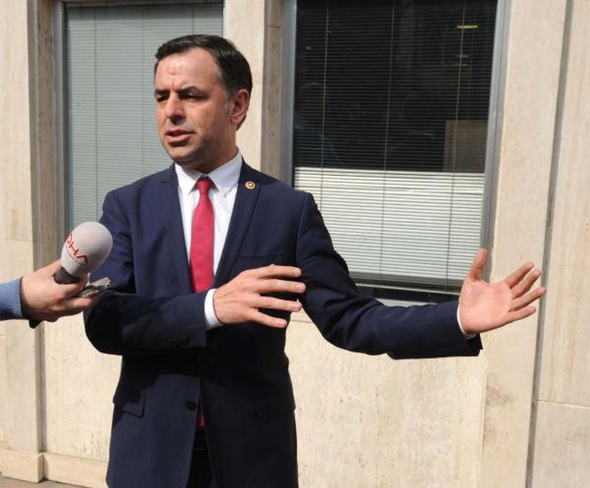 Barış Yarkadaş, Cumhuriyet Gazetesi\'ni Ziyaret Etti