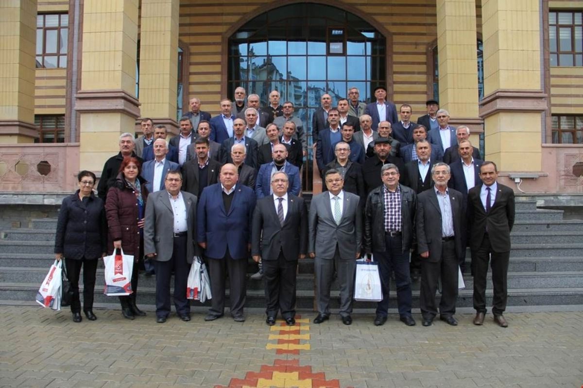 Başkan Yağcı ve Muhtarlar Kütahya\'da