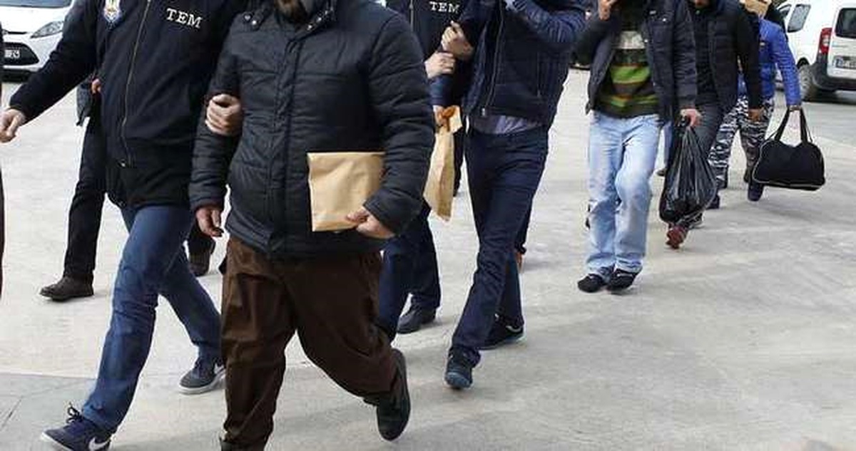 Bursa\'da PKK Propagandasından Gözaltına Alınan 5 Kişi Adliyede (2)