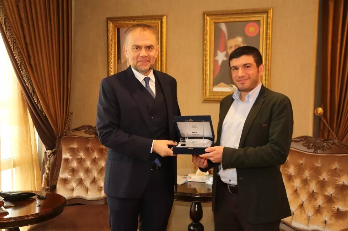 Çekmeköy Belediyesi Yönetişim Alanında 150 Belediye Arasında Zirvede