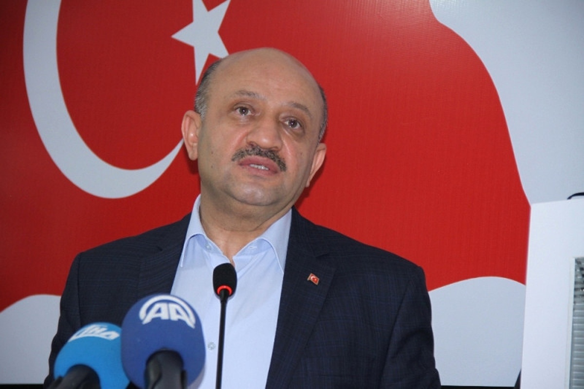 Dha Yurt - Bakan Fikri Işık : Türkiye\'nin Önceliği Şu Anda Münbiç\'tir