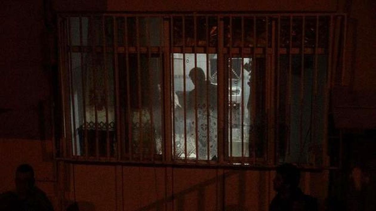 Ekmek Bıçağıyla Kız Kardeşini Rehin Aldı (2)