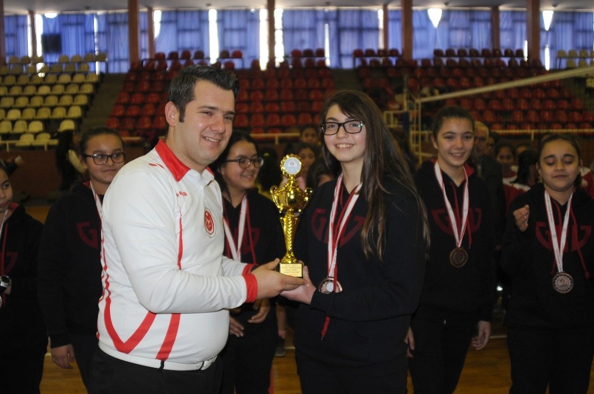 Gkv\'nin Şampiyon Basketbol Takımı Elazığ\'da Kasırga Gibi