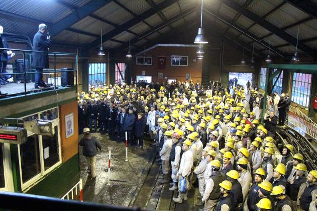 Grizu Faciasında Ölen 263 Madenci Dualarla Anıldı