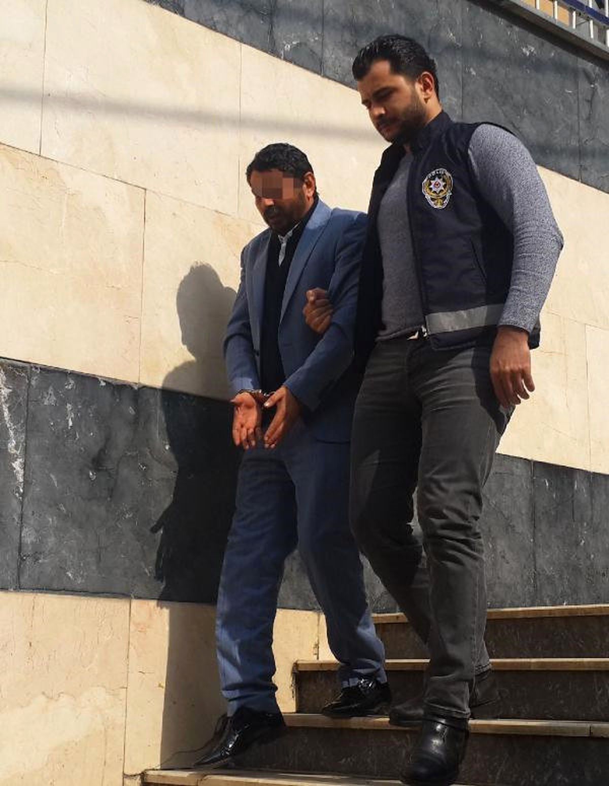 Kapkaç Mağdurunu Otomobiliyle Sürükleyen Kapkaçılardan Biri Yakalandı