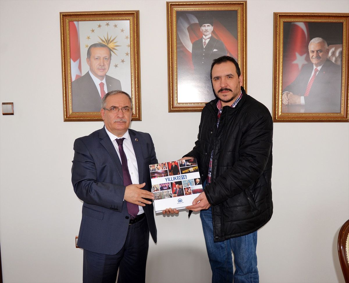 Kütahya Valisi Nayir\'e Aa 2016 Yıllığı