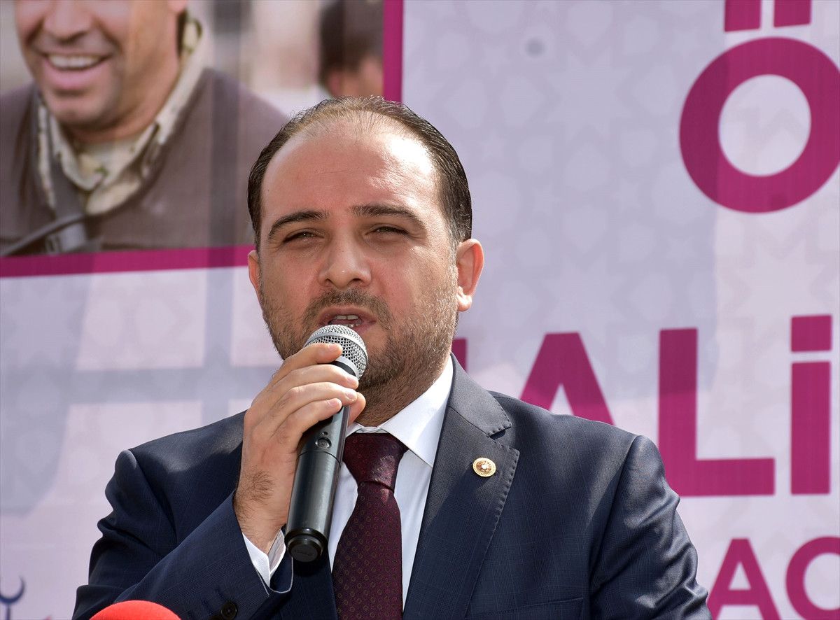 Manisa\'da Şehit Ömer Halisdemir Parkı Açıldı