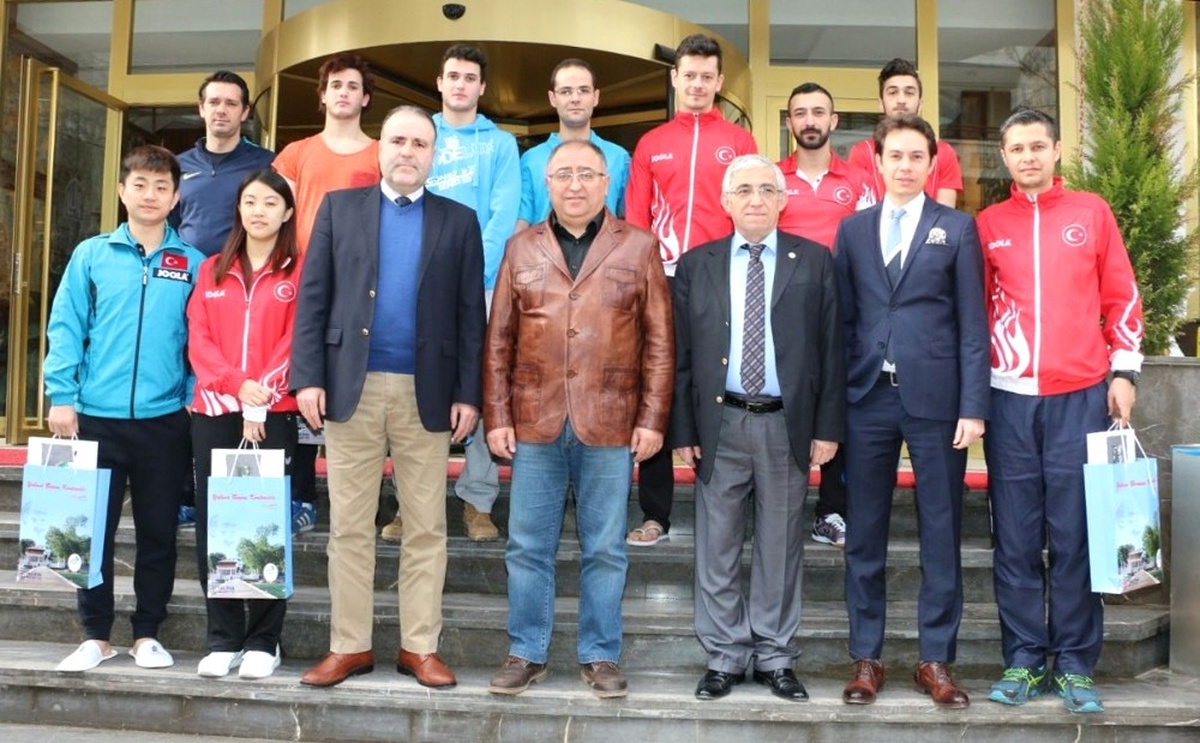 Masa Tenisi Milli Takımı Yalova\'da Kampa Girdi