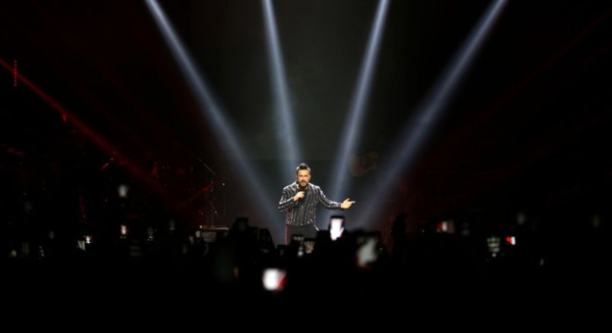 Megastar, New York\'u Salladı