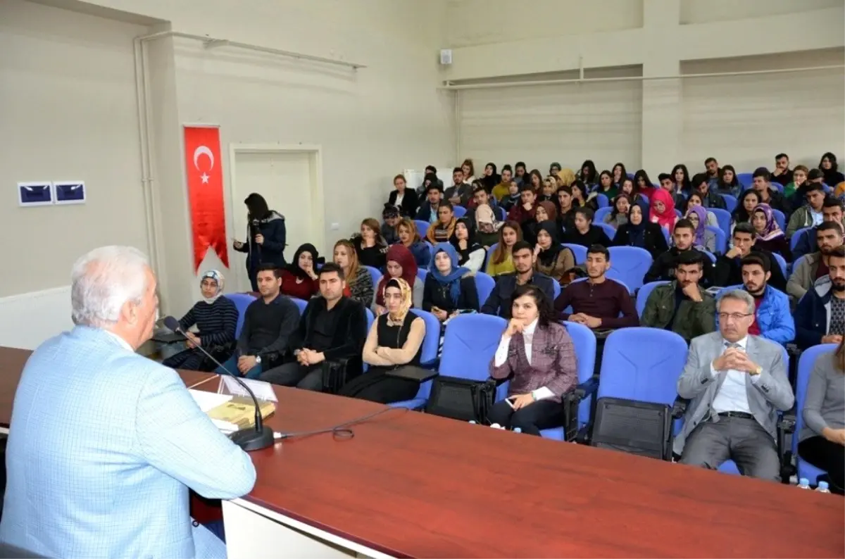 Mehmet Akif Ersoy\'u Anlamak" Konferansı Düzenlendi