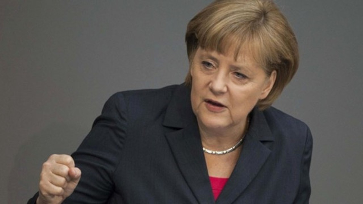 Merkel: Miting Kararları Yerel Yönetimler Tarafından Verilir
