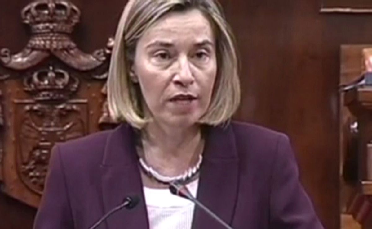 Mogherini\'ye \'Islık\' Şoku