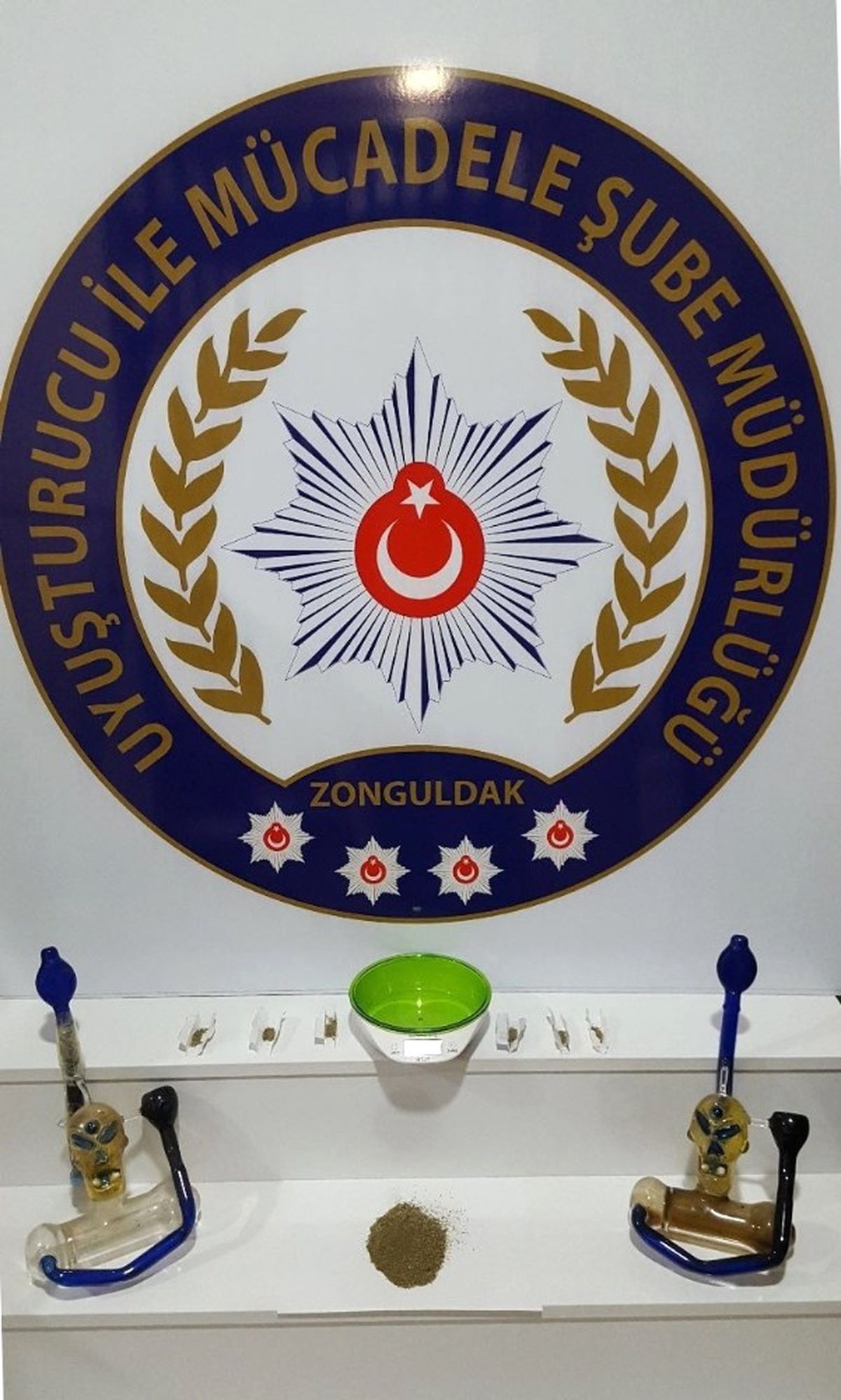 Polis, Kullanıcılardan Uyuşturucu Satıcısına Ulaştı