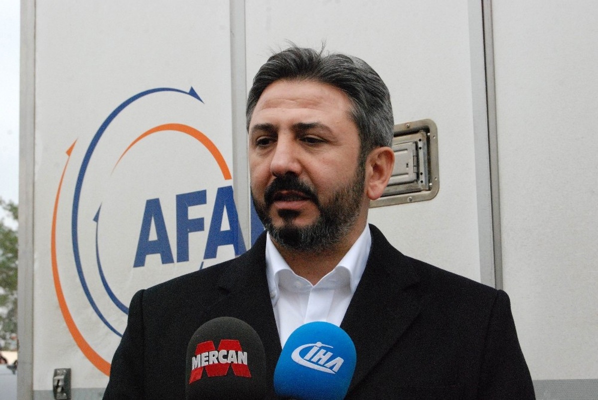 TBMM Başkanvekili Aydın\'ın Açıklaması Sırasında Sarsıntı Yaşandı