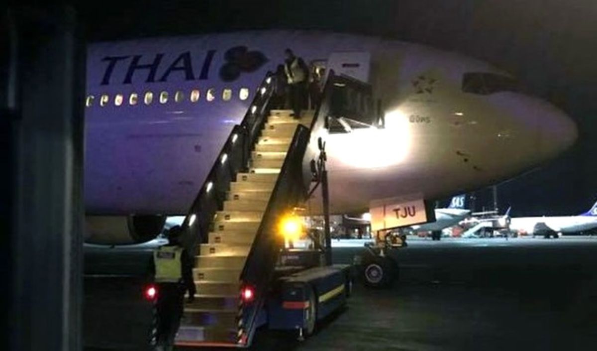 Yolcu Uçağı Bomba İhbarı Üzerine Boşaltıldı!