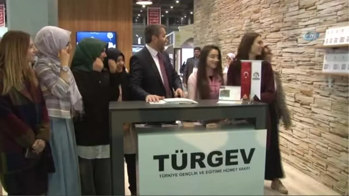 AK Parti İstanbul İl Başkanı Dr. Selim Temurci, Cnr Kitap Fuarını Ziyaret Etti