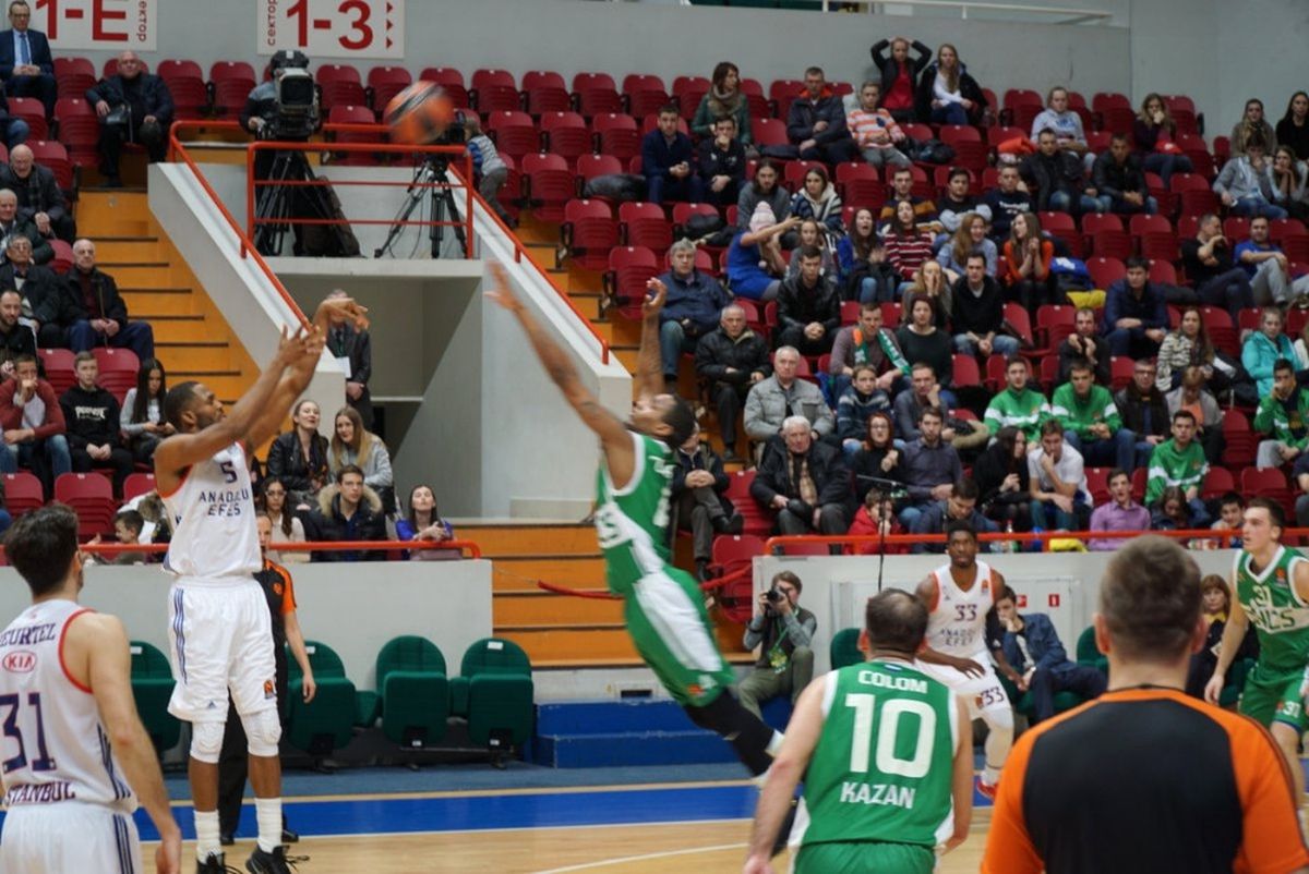 Anadolu Efes Uzatmalarda Kazandı