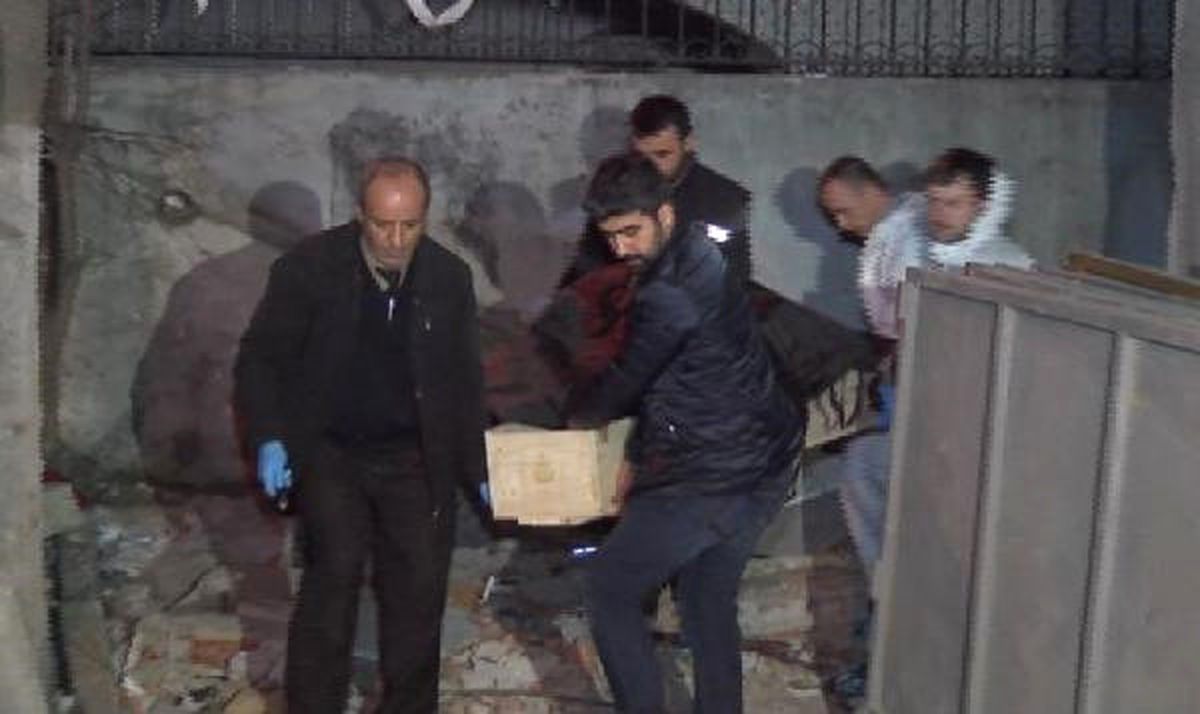 Bahçelievler\'de Yanmış Erkek Cesedi Bulundu