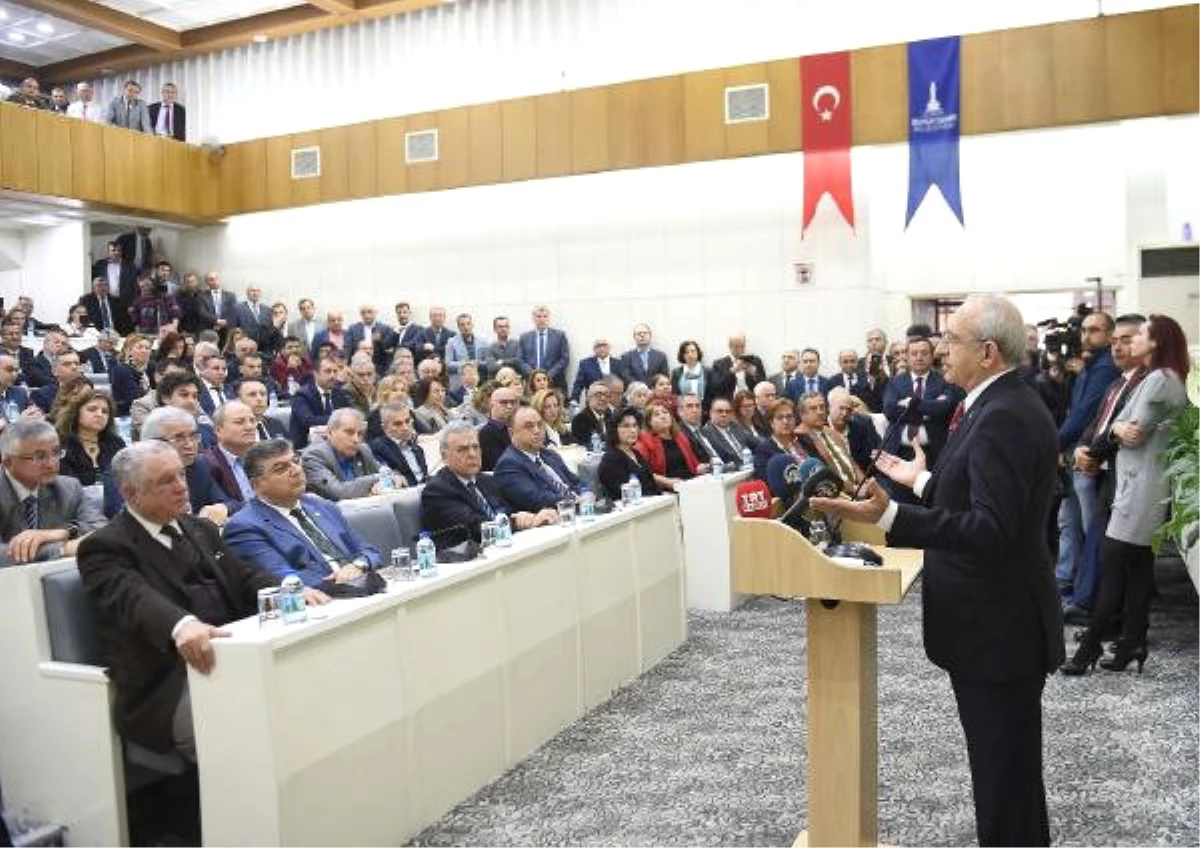CHP Genel Başkanı Kemal Kılıçdaroğlu İzmir\'de (3)