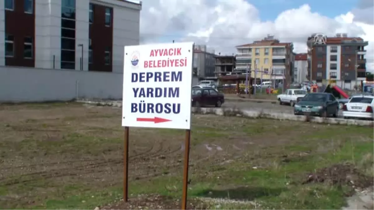 Depremzedeler Için Yardım Bürosu Kurdular