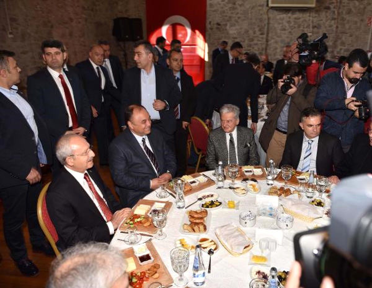 Dha Yurt - CHP Genel Başkanı Kemal Kılıçdaroğlu İzmir\'de