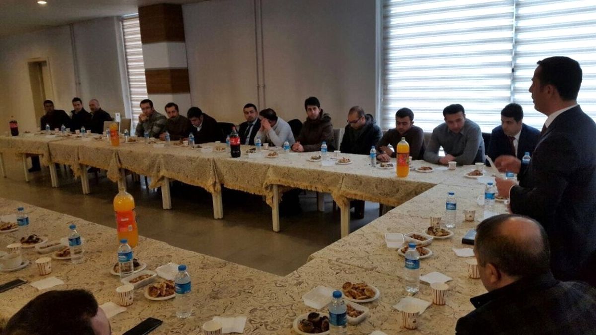 Depremzedelerin Çadırlarını Yağmur Nedeniyle Su Bastı