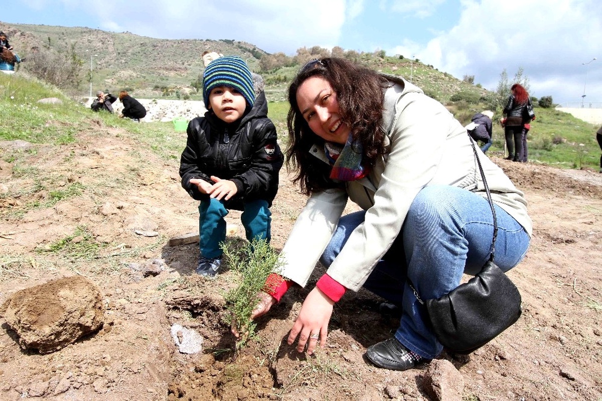 Göreme\'de Ücretsiz Fidan Dağıtımı Yapıldı