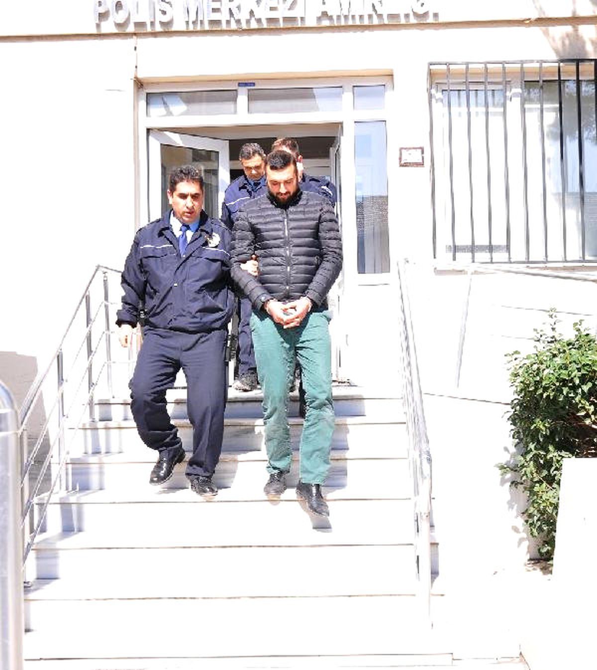 Kız Kardeşiyle İlişkisi Olduğu İçin Vurmuş