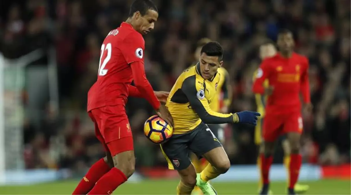 Liverpool, Arsenal\'i 3 Golle Geçti