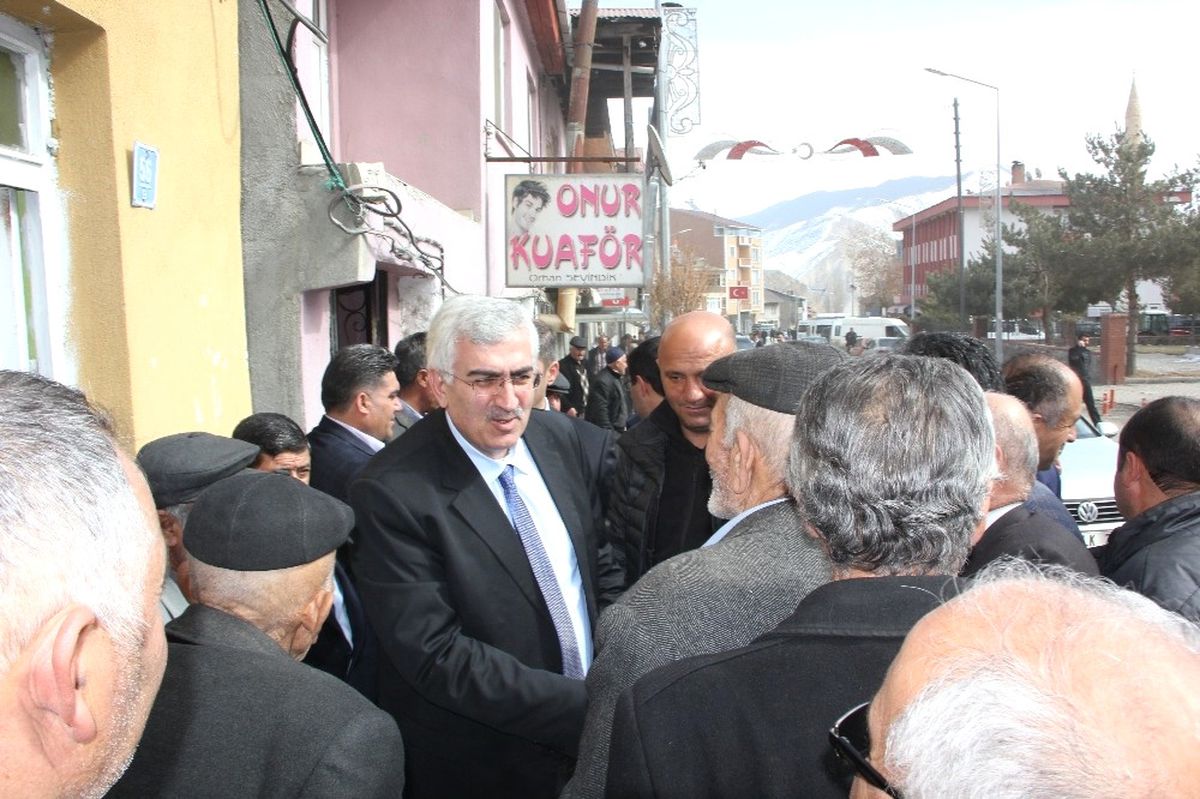 Öz: "Vesayetçileri Sandığa Gömeceğiz"