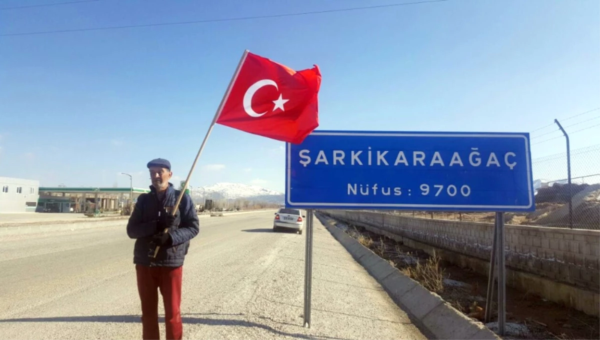 Rüyasında Gördüğü Şehit Ömer Halisdemir Için Yola Çıktı