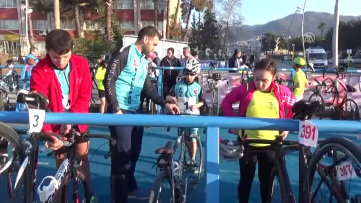 Triatlon Sezonu Marmaris Duatlonu\'yla Başladı