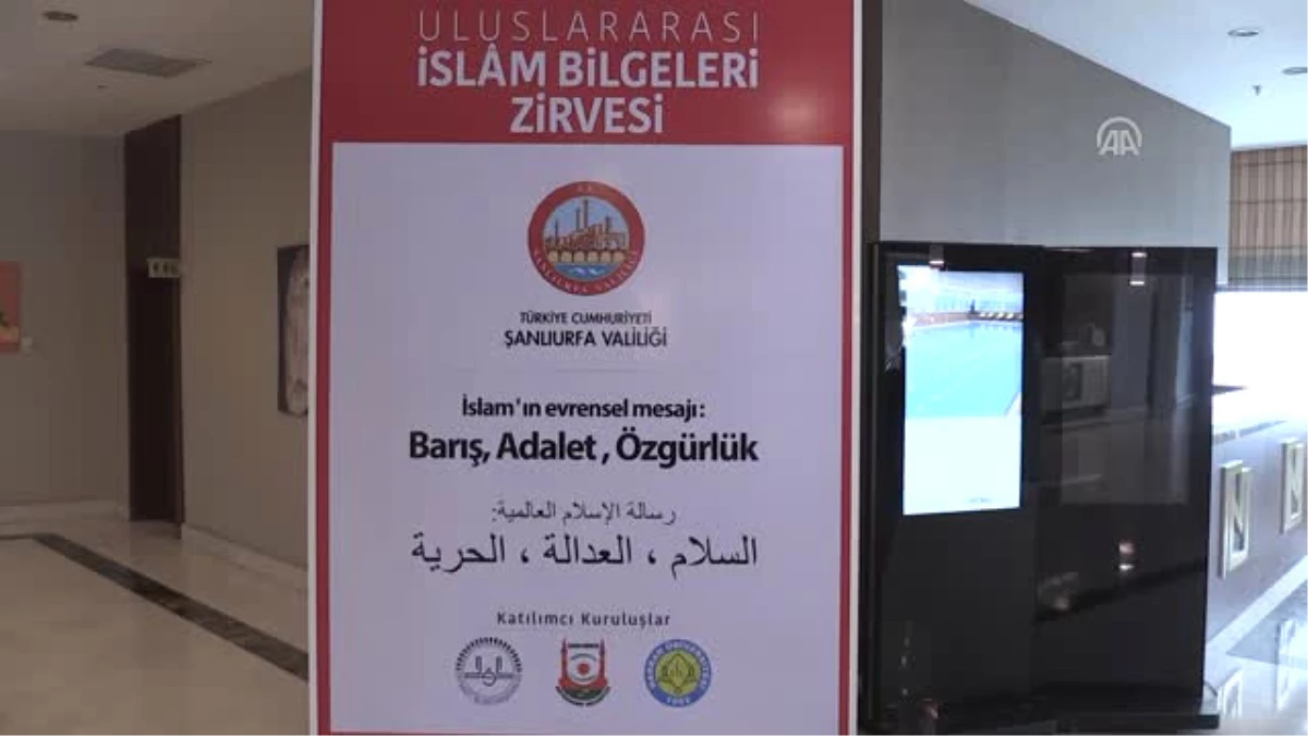 Uluslararası Islam Bilgeleri Zirvesi - Filistin\'in Ankara Büyükelçisi Faed Mustafa