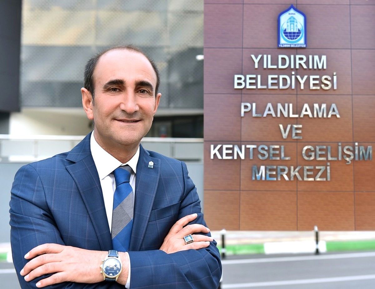 Şanlıurfa\'da Yağmur Sonrası Ev ve İş Yerlerini Su Bastı