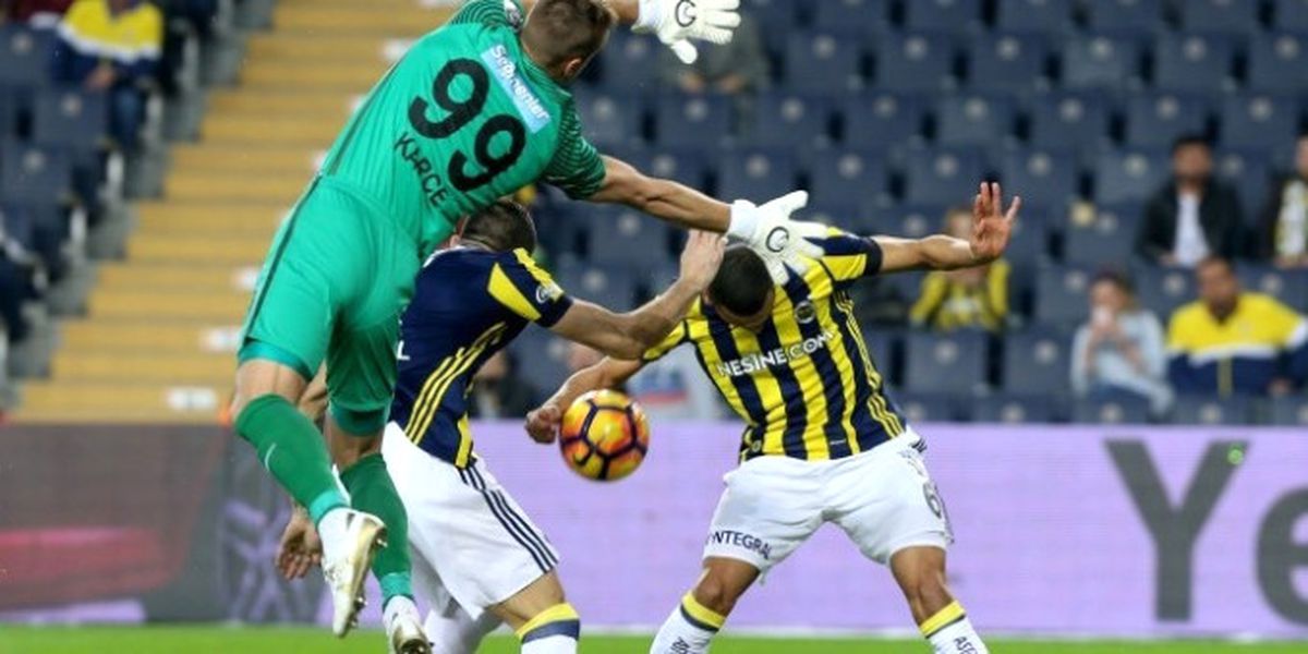 Advocaat Değişiklik Yapmadı!