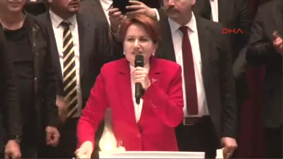 Akşener, "Türkiye\'den Başka O Paçavrayı Asan Ülke Yok\'