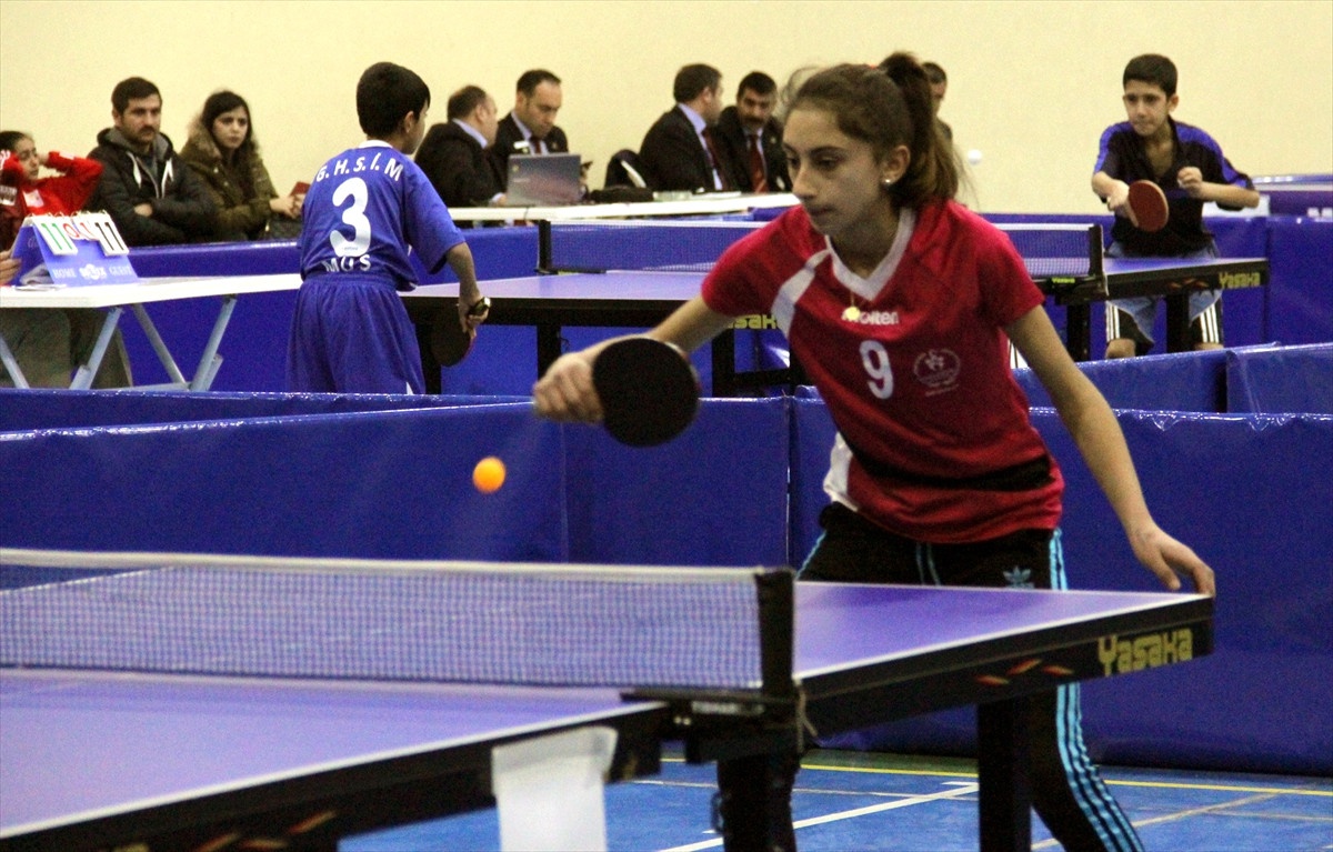 Analig Masa Tenisi Yarı Final Müsabakaları Sona Erdi