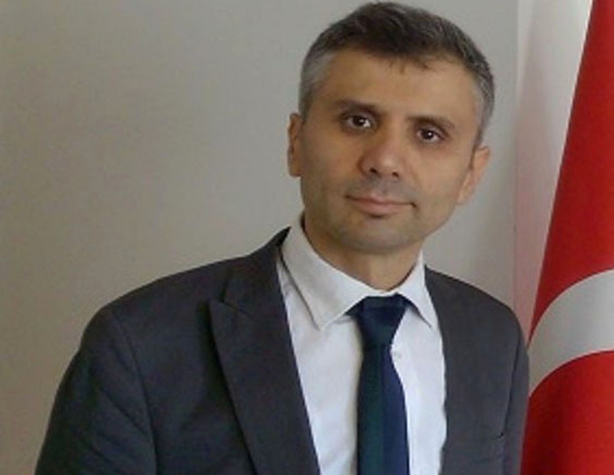 Gömeç Kaymakamı Cumhur Duran Vefat Etti