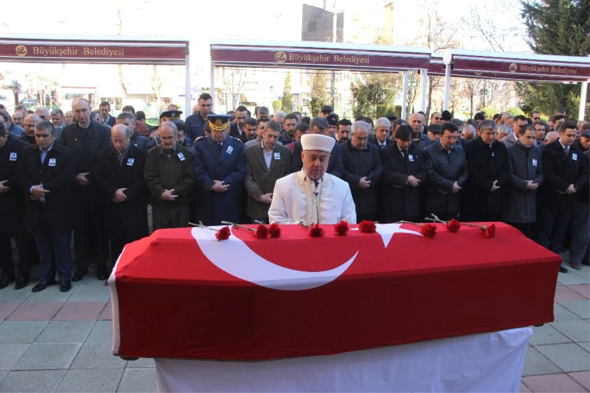 Kaymakam Cumhur Duran İçin Eskişehir\'de Tören Düzenlendi