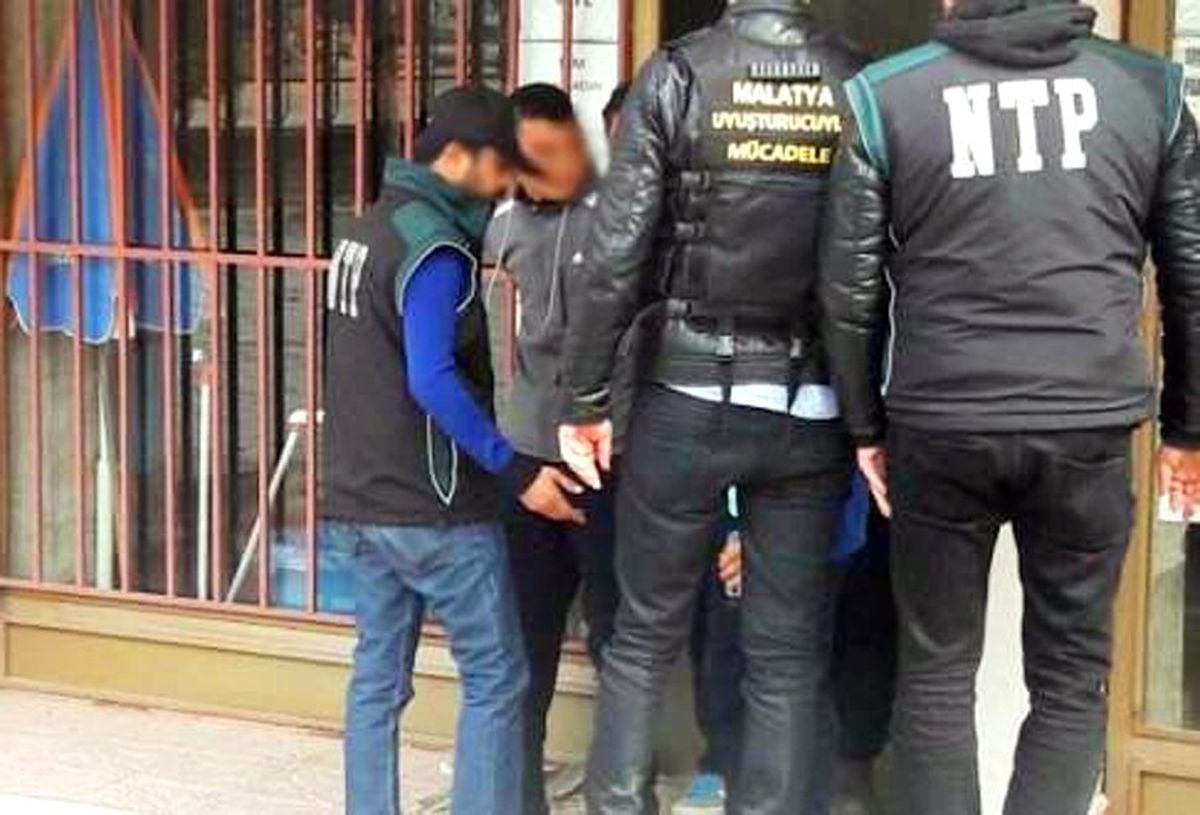 Polis Uyuşturucu Tacirlerine Göz Açtırmıyor