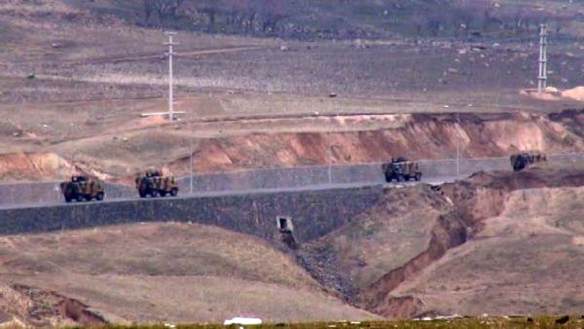 Şırnak\'ta Karada ve Havada Askeri Hareketlilik