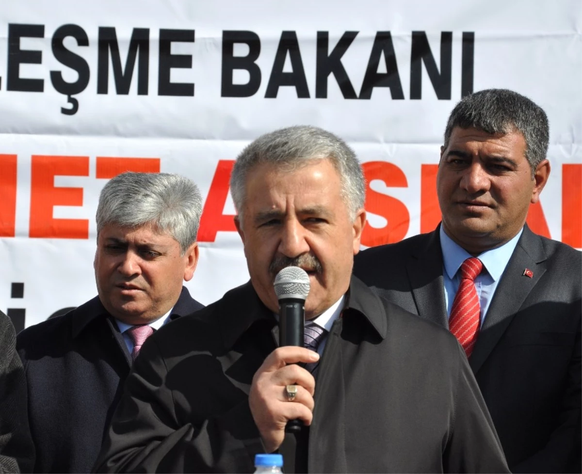 Bakan Arslan: "Btk Demiryolu Hattı Haziran\'da Açılacak"