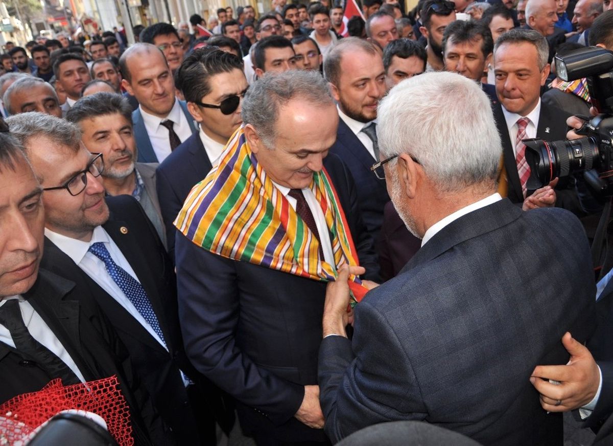 Bakan Özlü: "Muhalefet Her Şeye \'Hayır\' Diyor"