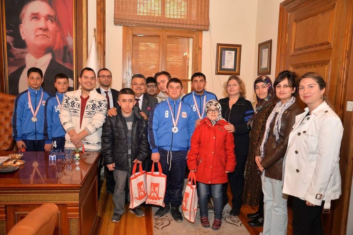 Bilecik Özel Eğitim Okullarından Başkan Yağcı\'ya Teşekkür Ziyareti