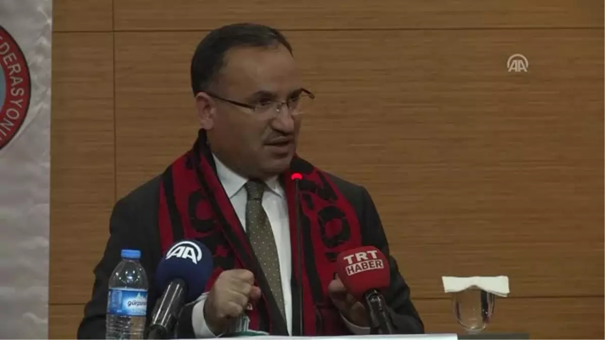 Bozdağ: "Değişen Sistem Türkiye\'nin Hükümet Sistemi. Size Ne?"