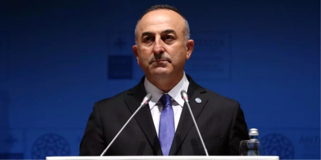 Çavuşoğlu\'nun Hamburg\'da Konuşma Yapacağı Salon Değiştirildi