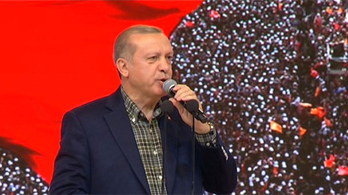 Cumhurbaşkanı Erdoğan: "Biz Bu Millete Aşığız. Hizmete \'Evet\' Diyenlerin Bir Şey Yapması Lazım....