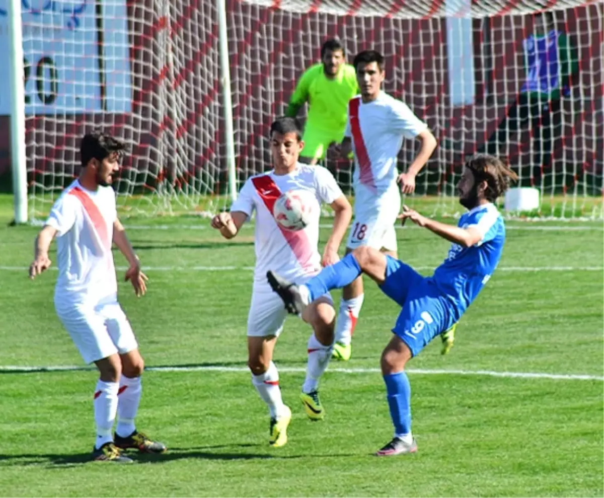 Denizli Büyükşehir Belediyespor-Payasspor: 1-1