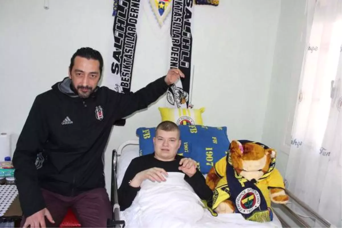 Fenerbahçeli Gencin Tedavi Masraflarını Beşiktaşlılar Üstlendi