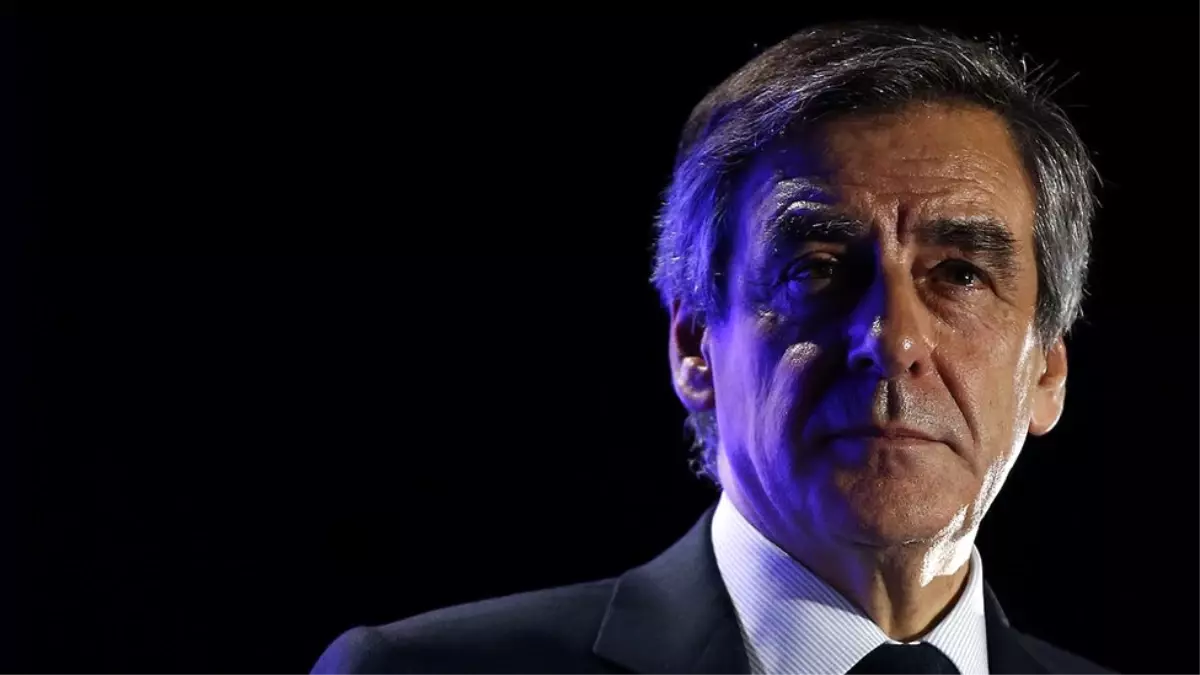 Fillon\'a Son Darbe Seçim Kampanyası Müdüründen